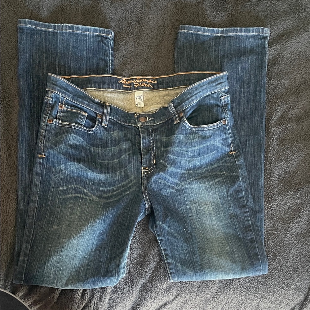 Abercrombie & Fitch Women's Blue Stretch Straight Leg Jeans - Dark Wash